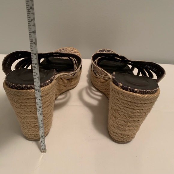 Donald J Pliner snake print 4” espadrille wedges - Picture 7 of 7